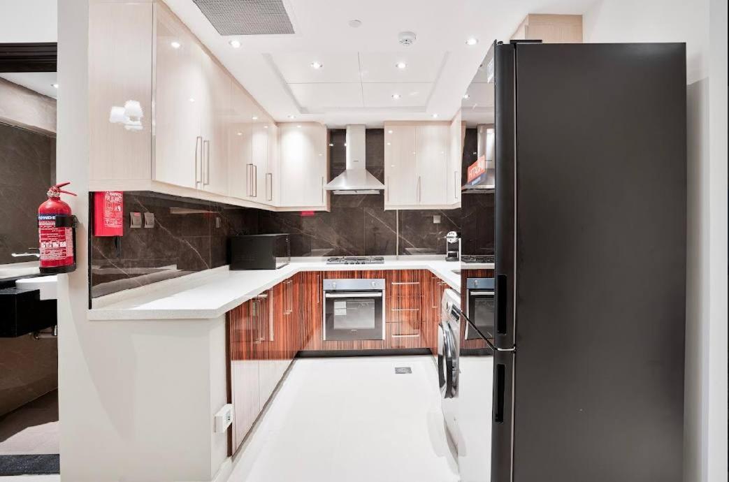 Apartment Elite Luxury Downtown & Burj Khalifa Views Dubai